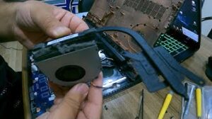 Lenovo ideaPad 100-12IBD Keyboard Replacement & Fan Cleaning and Thermal Paste Maintenance